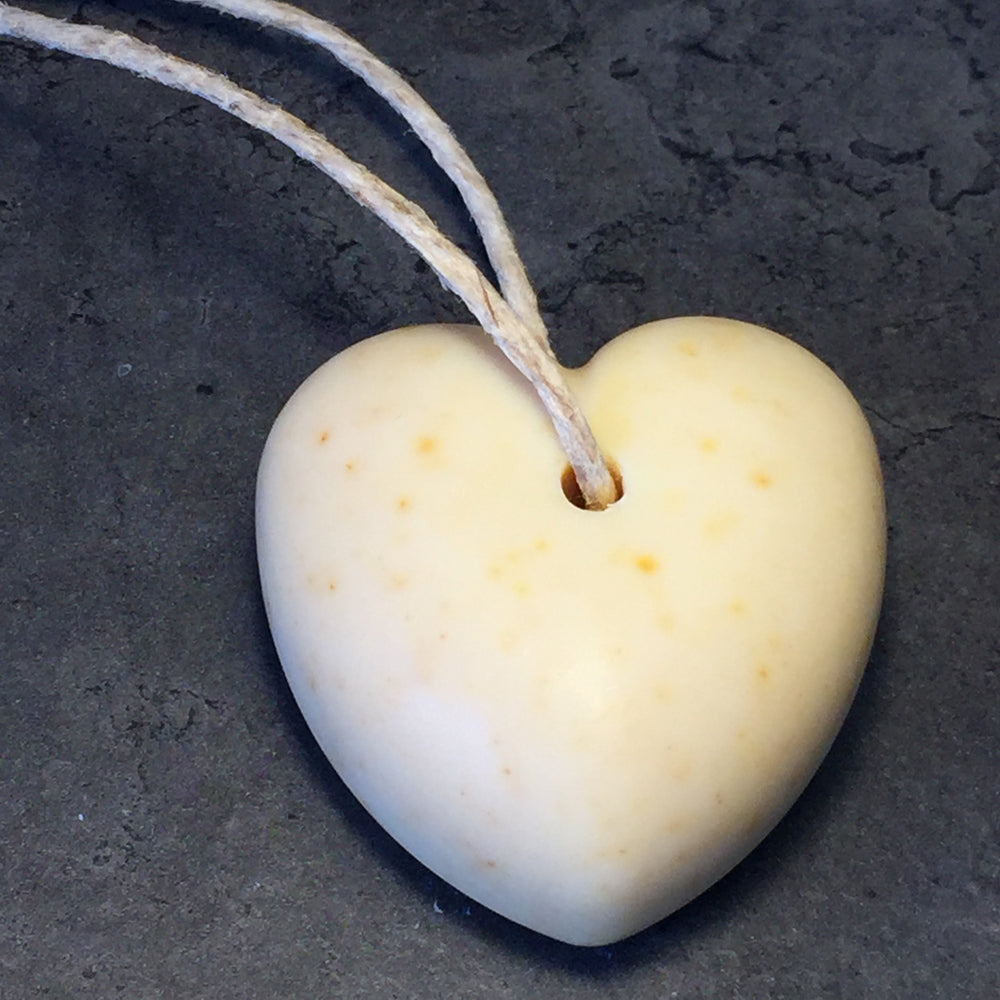 LEMON HEART - Soap on a rope